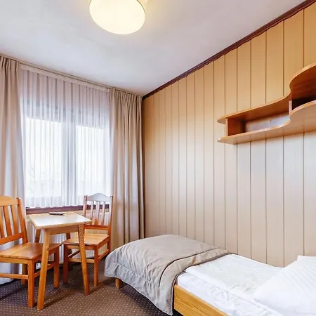 Relaks - 50 M Od Wyciagow, Blisko Restauracji I Term Oda ve Kahvaltı